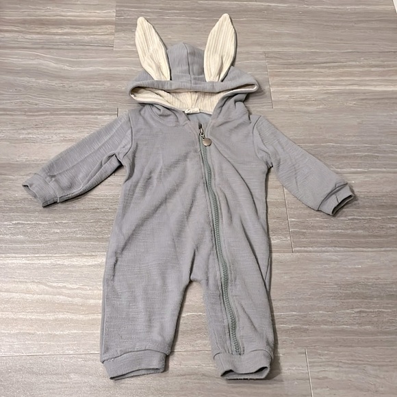 Baby Bunny Ear Zip Coverall Romper - Picture 2 of 10